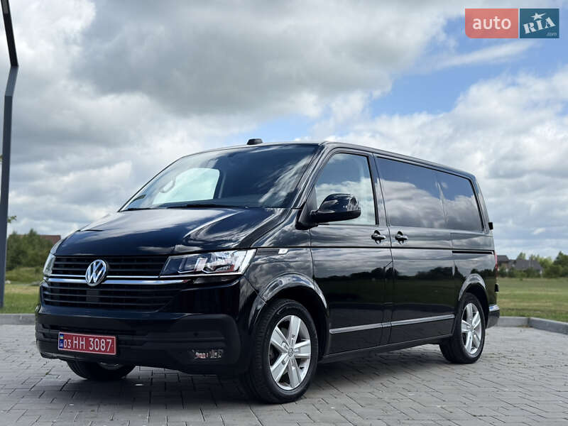 Грузовой фургон Volkswagen Transporter 2022 в 