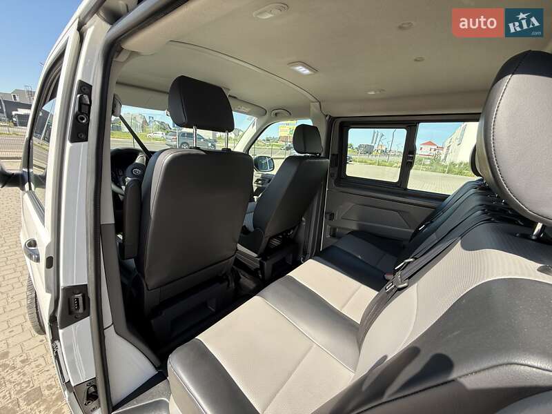 Минивэн Volkswagen Transporter 2020 в Луцке