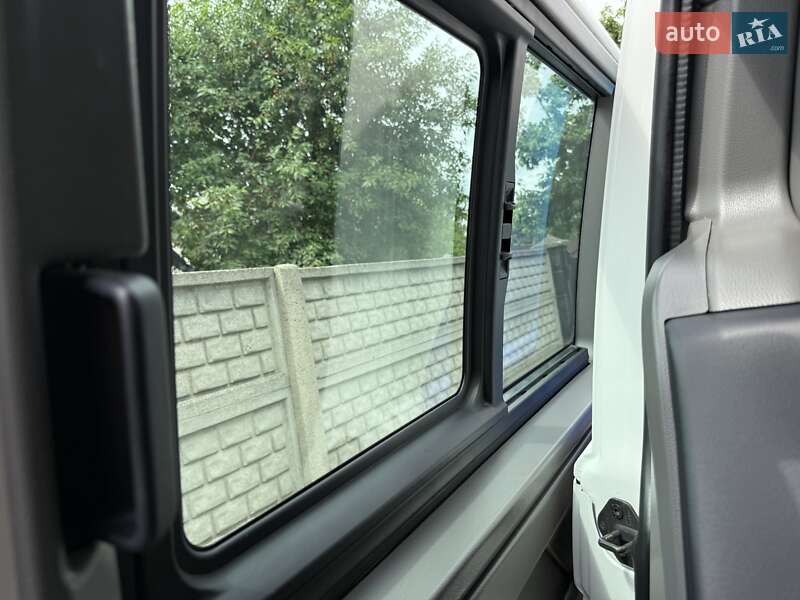 Минивэн Volkswagen Transporter 2020 в Луцке