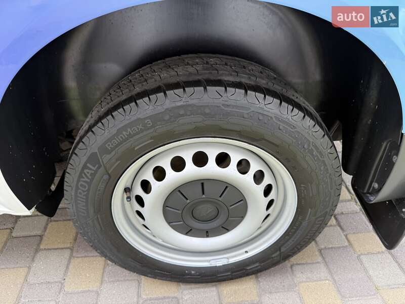Минивэн Volkswagen Transporter 2020 в Луцке
