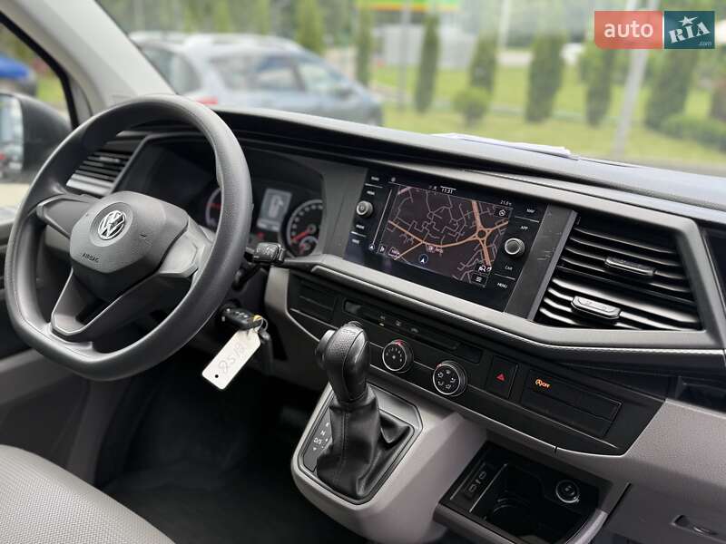 Минивэн Volkswagen Transporter 2020 в Луцке