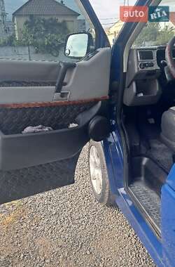 Минивэн Volkswagen Transporter 2001 в 