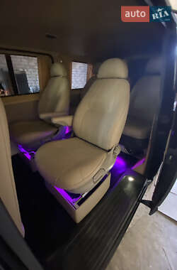 Минивэн Volkswagen Transporter 2006 в 