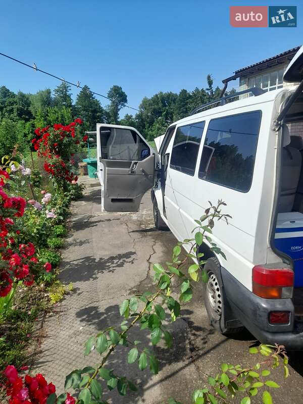 Микроавтобус Volkswagen Transporter 1999 в Киеве
