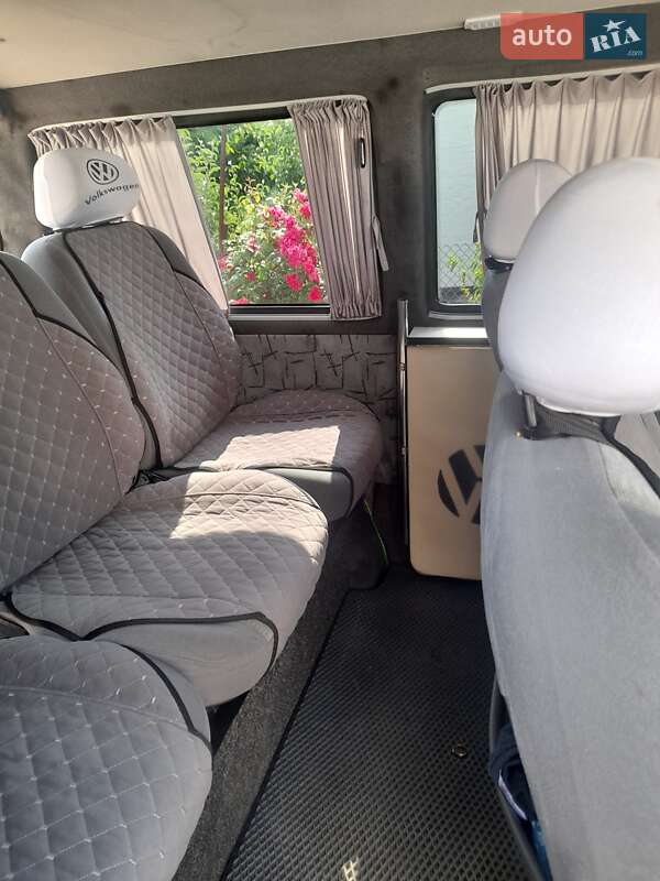 Микроавтобус Volkswagen Transporter 1999 в Киеве