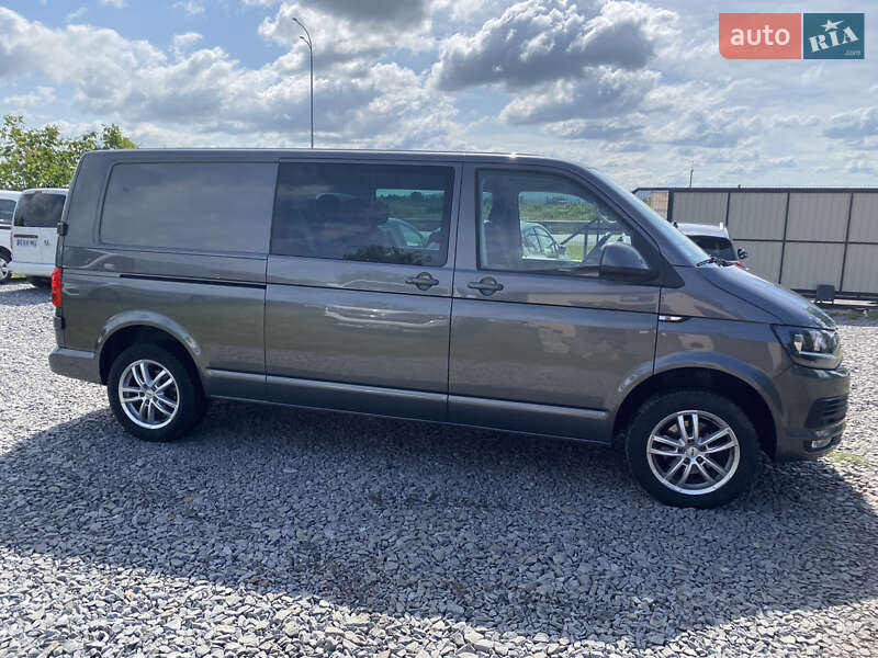 Минивэн Volkswagen Transporter 2018 в Дубно