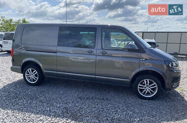Минивэн Volkswagen Transporter 2018 в 