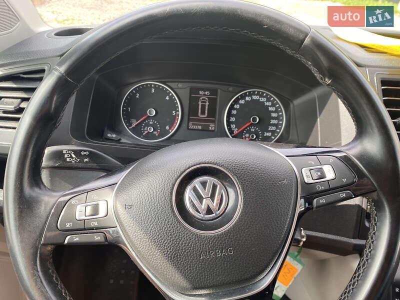 Минивэн Volkswagen Transporter 2018 в Дубно