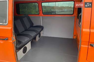 Минивэн Volkswagen Transporter 1990 в 