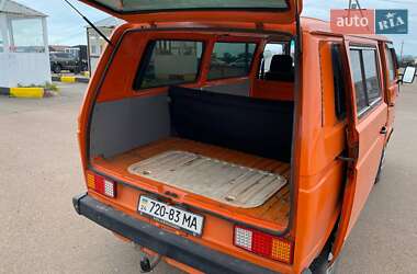 Минивэн Volkswagen Transporter 1990 в 