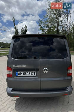 Минивэн Volkswagen Transporter 2011 в 