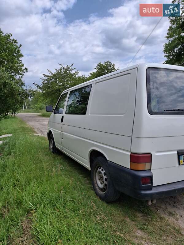 Минивэн Volkswagen Transporter 2000 в Львове