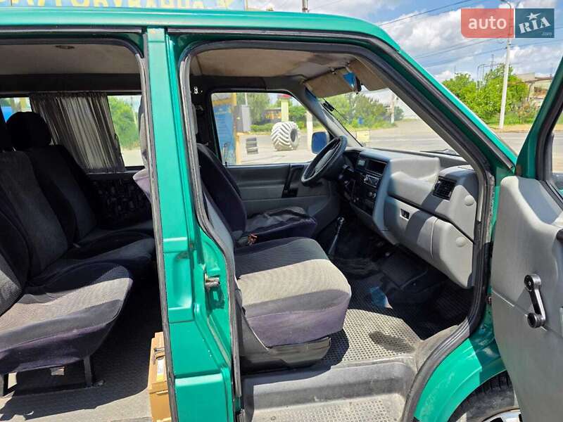 Минивэн Volkswagen Transporter 1994 в Черновцах