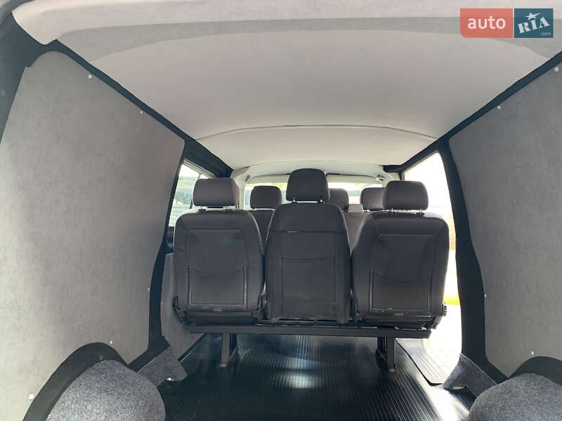 Мінівен Volkswagen Transporter 2005 в Луцьку