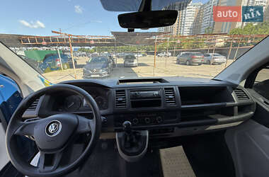 Минивэн Volkswagen Transporter 2018 в 