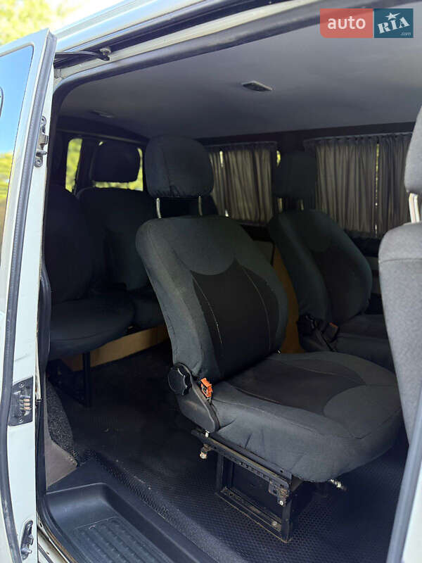 Мінівен Volkswagen Transporter 2007 в Ужгороді