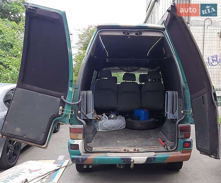Минивэн Volkswagen Transporter 1998 в Киеве