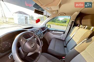 Минивэн Volkswagen Transporter 2016 в 