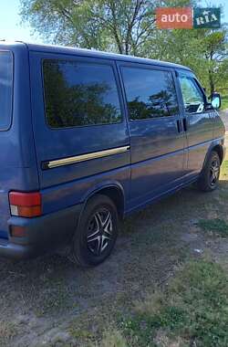 Минивэн Volkswagen Transporter 2001 в 