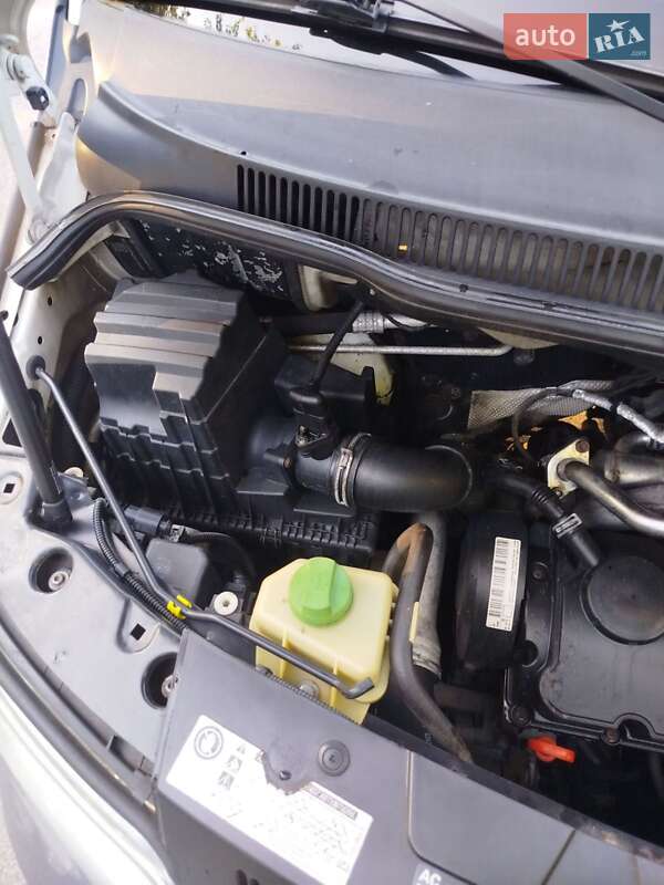 Минивэн Volkswagen Transporter 2009 в Шостке