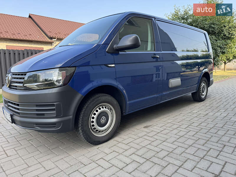 Грузовой фургон Volkswagen Transporter 2017 в Виннице