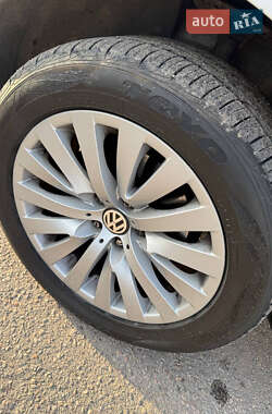 Минивэн Volkswagen Transporter 2008 в 