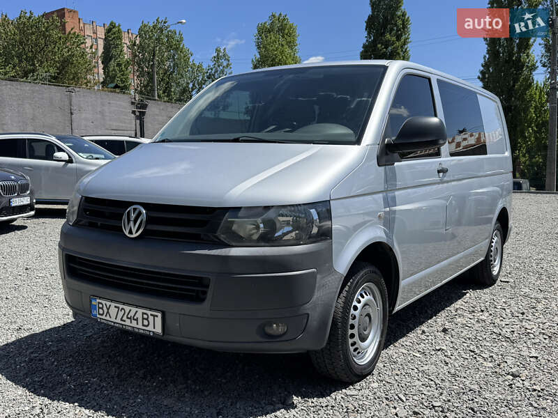 Вантажопасажирський фургон Volkswagen Transporter 2011 в Хмельницькому