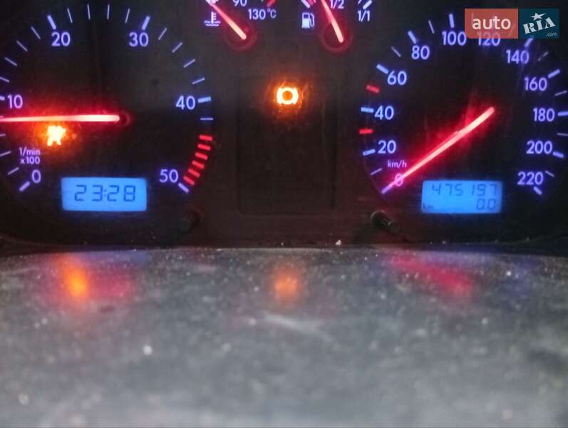 Минивэн Volkswagen Transporter 2002 в Киеве
