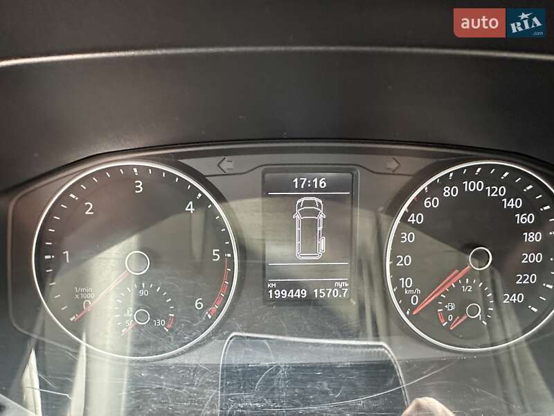 Минивэн Volkswagen Transporter 2018 в Узине