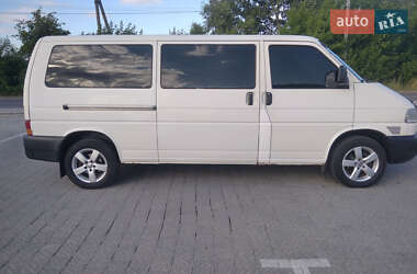 Минивэн Volkswagen Transporter 2000 в 