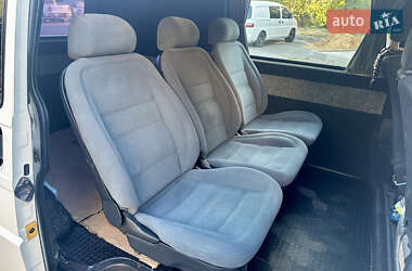 Минивэн Volkswagen Transporter 1998 в 
