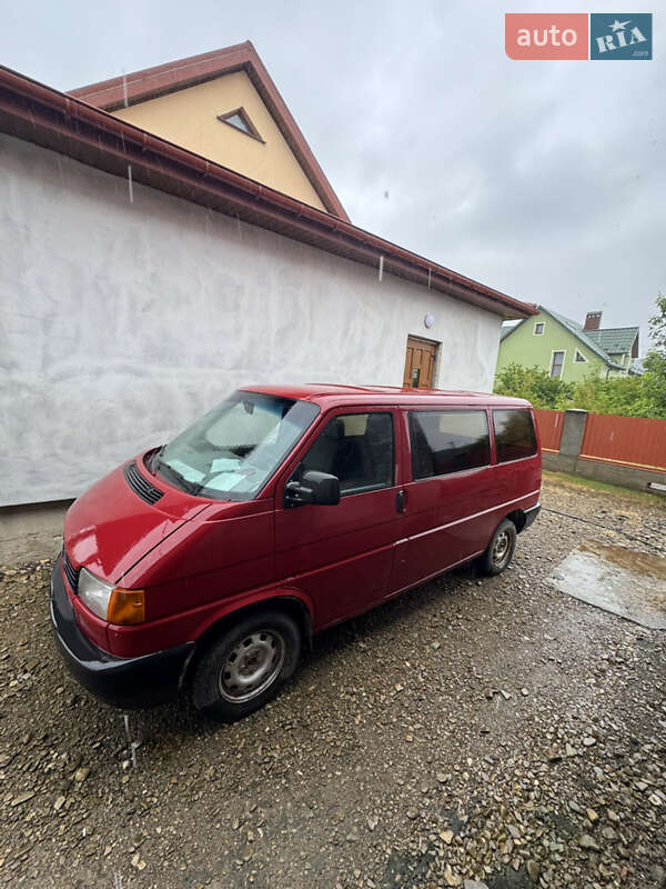 Минивэн Volkswagen Transporter 1993 в Самборе