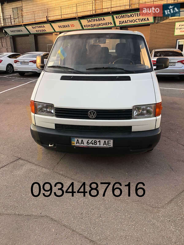 Минивэн Volkswagen Transporter 2001 в Киеве
