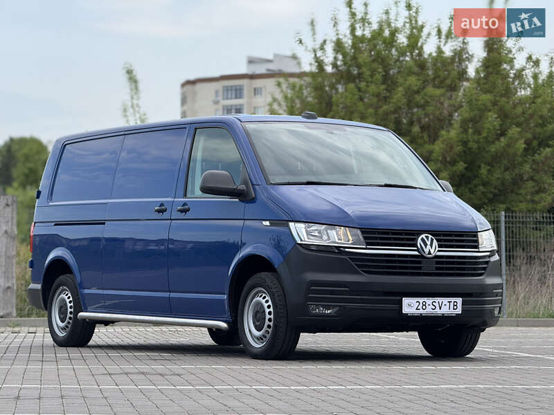 Грузовой фургон Volkswagen Transporter 2021 в Дубно