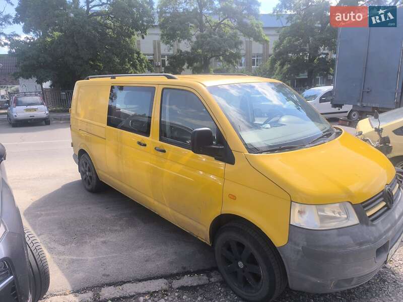 Минивэн Volkswagen Transporter 2004 в 