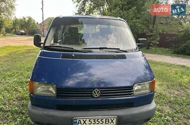 Минивэн Volkswagen Transporter 2000 в 