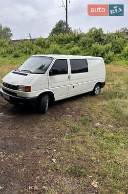 Минивэн Volkswagen Transporter 2000 в 
