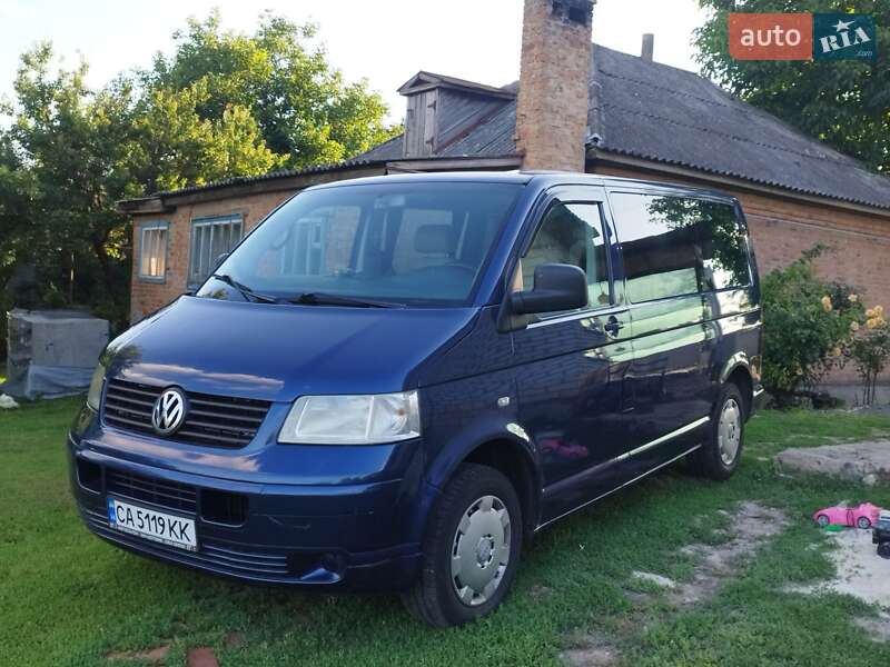 Минивэн Volkswagen Transporter 2004 в 