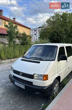 Минивэн Volkswagen Transporter 2000 в 