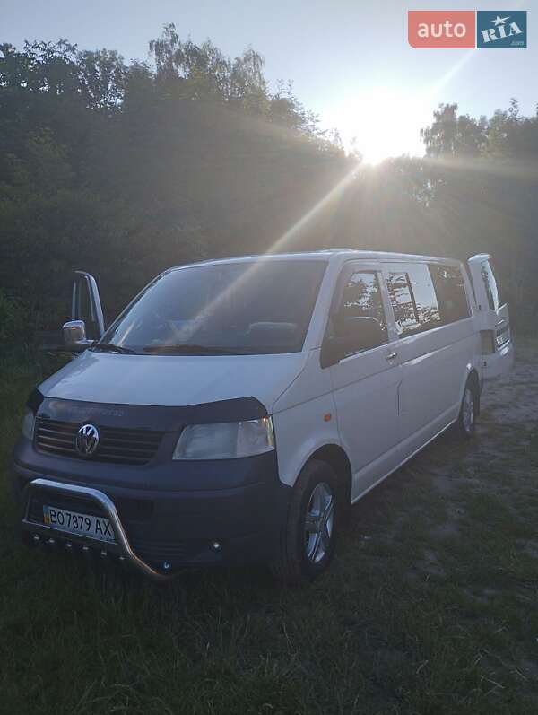 Мінівен Volkswagen Transporter 2006 в Чорткові