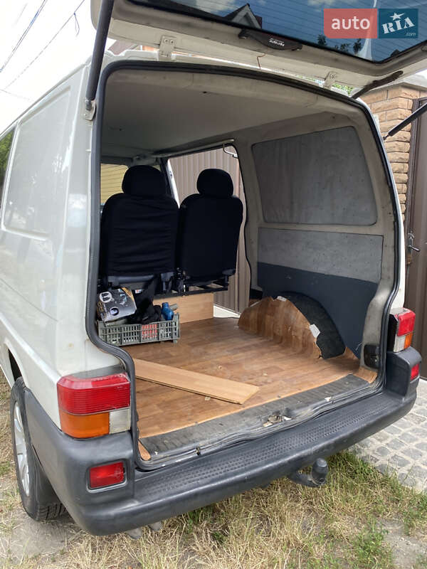 Минивэн Volkswagen Transporter 2001 в Житомире