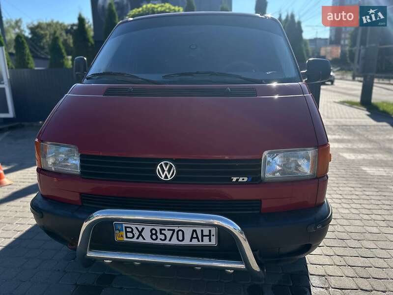 Мінівен Volkswagen Transporter 2000 в Хмельницькому