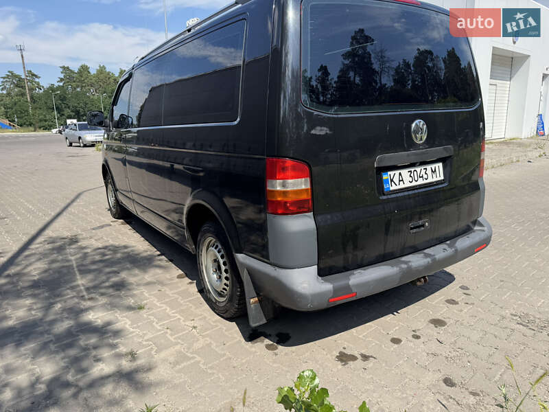 Минивэн Volkswagen Transporter 2005 в Киеве