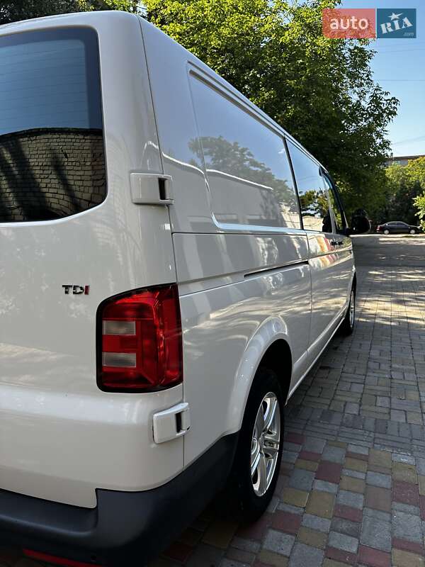 Минивэн Volkswagen Transporter 2017 в Кременчуге