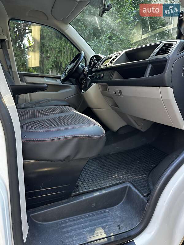 Минивэн Volkswagen Transporter 2017 в Кременчуге