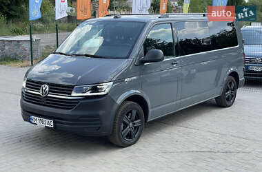 Минивэн Volkswagen Transporter 2021 в 