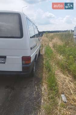 Минивэн Volkswagen Transporter 2000 в 