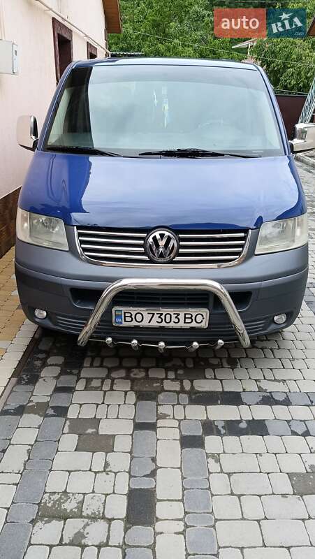 Минивэн Volkswagen Transporter 2004 в Чорткове