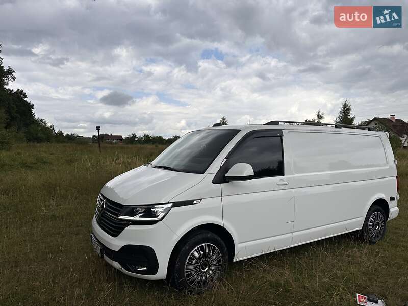 Грузовой фургон Volkswagen Transporter 2020 в Львове