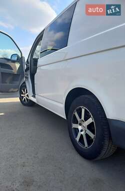 Минивэн Volkswagen Transporter 2012 в 
